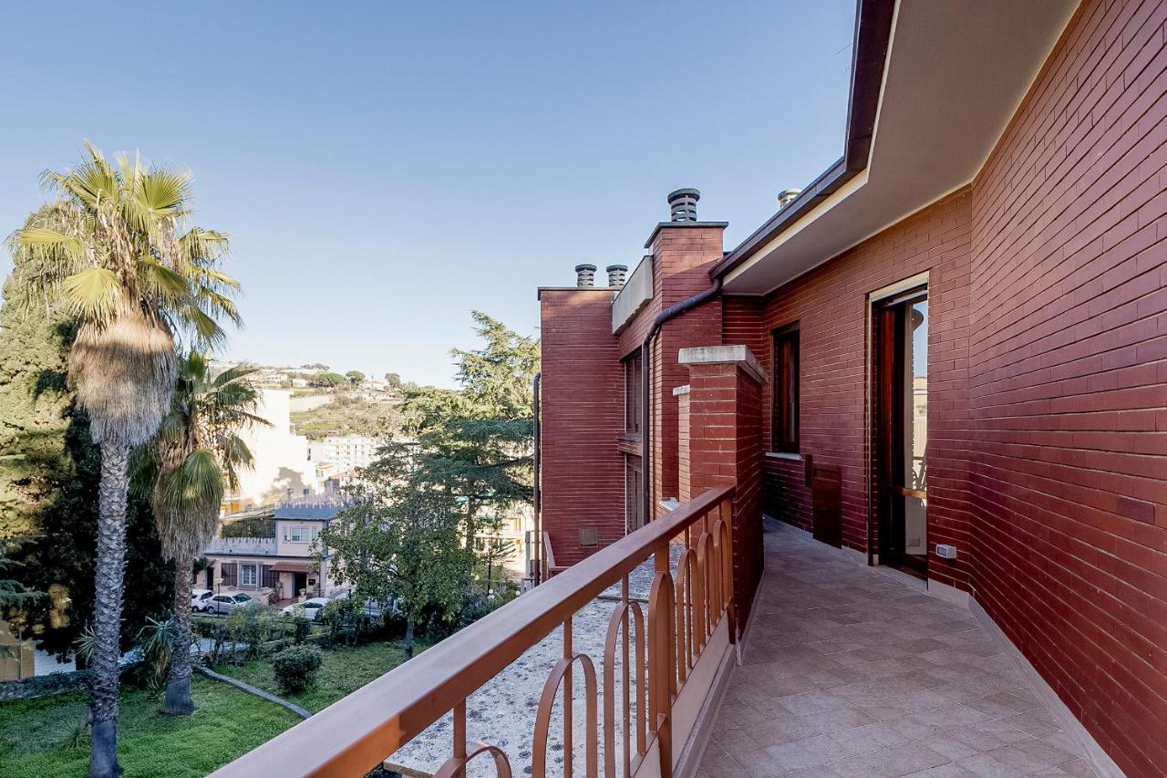 Апартаменти Portosole Attic - With Terrace And Private Parking Санремо Екстер'єр фото